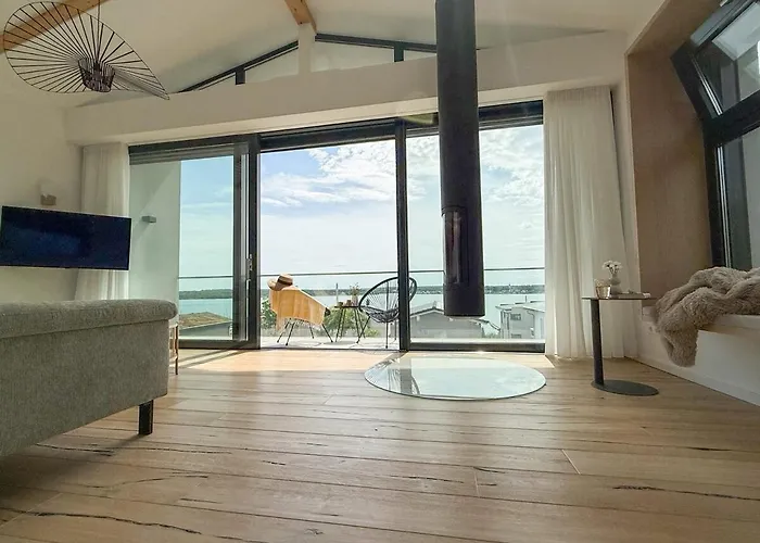 Ava Am Hainer Neukieritzsch